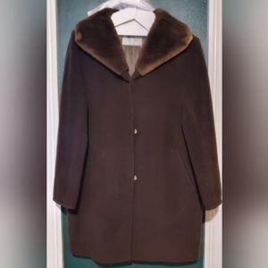 Max Mara Virgin Wool fur collar Coat